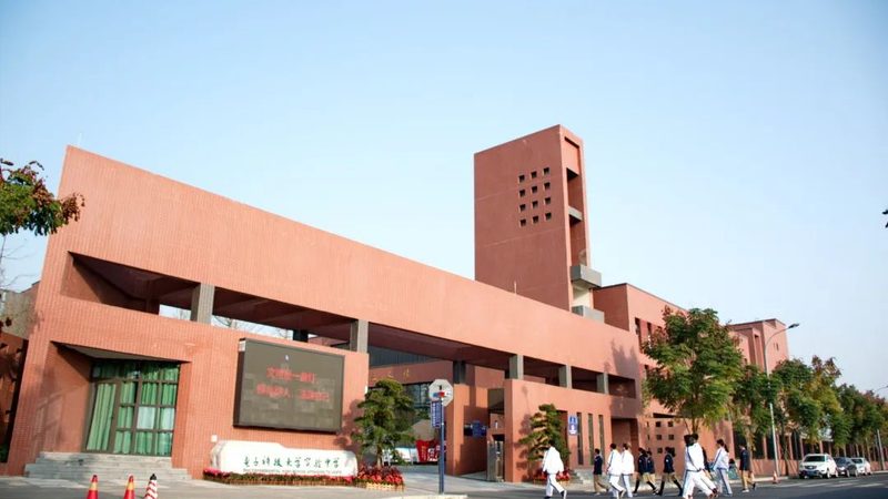 电阻分压计算器App：电子工程师的得力助手